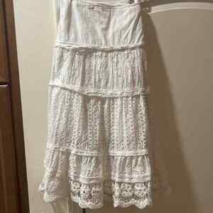 Skirt Lace- White eyelet lace skirt - different lace patterns
